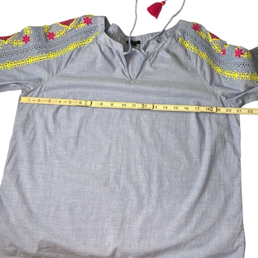 Talbots Light Blue Eyelet Embroidered 100% Cotton Peasant Blouse Top Size LP - Picture 7 of 10